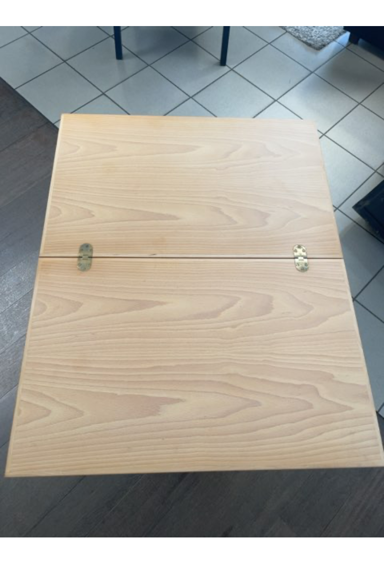 Bakkebord i bøgefiner